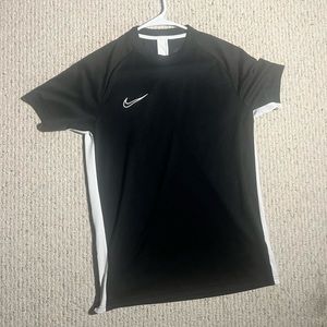 Nike Dri-Fit Academy Short Sleeve